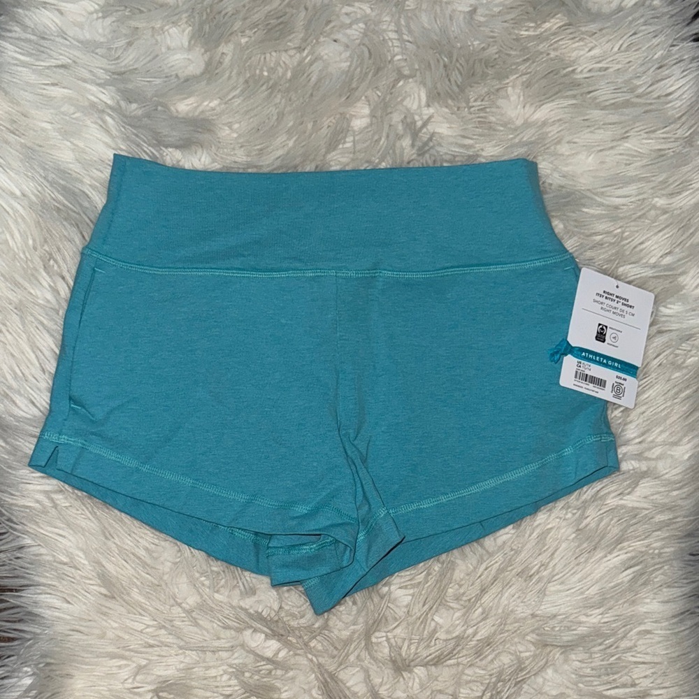 BNWT Trendy Teal Athleta Shorts